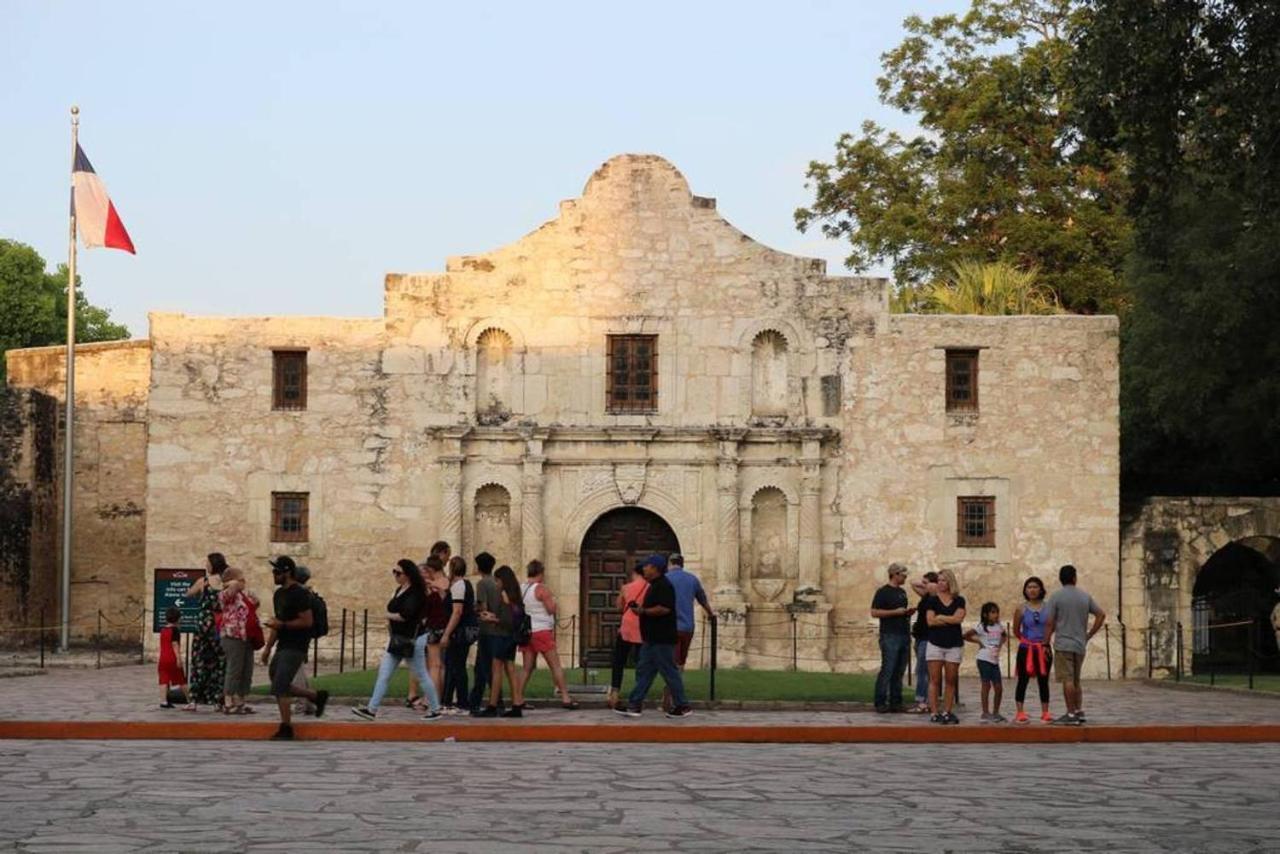 Appartamento Hackberry St #A Renovated 2Br/2Ba Near Downtown San Antonio Esterno foto