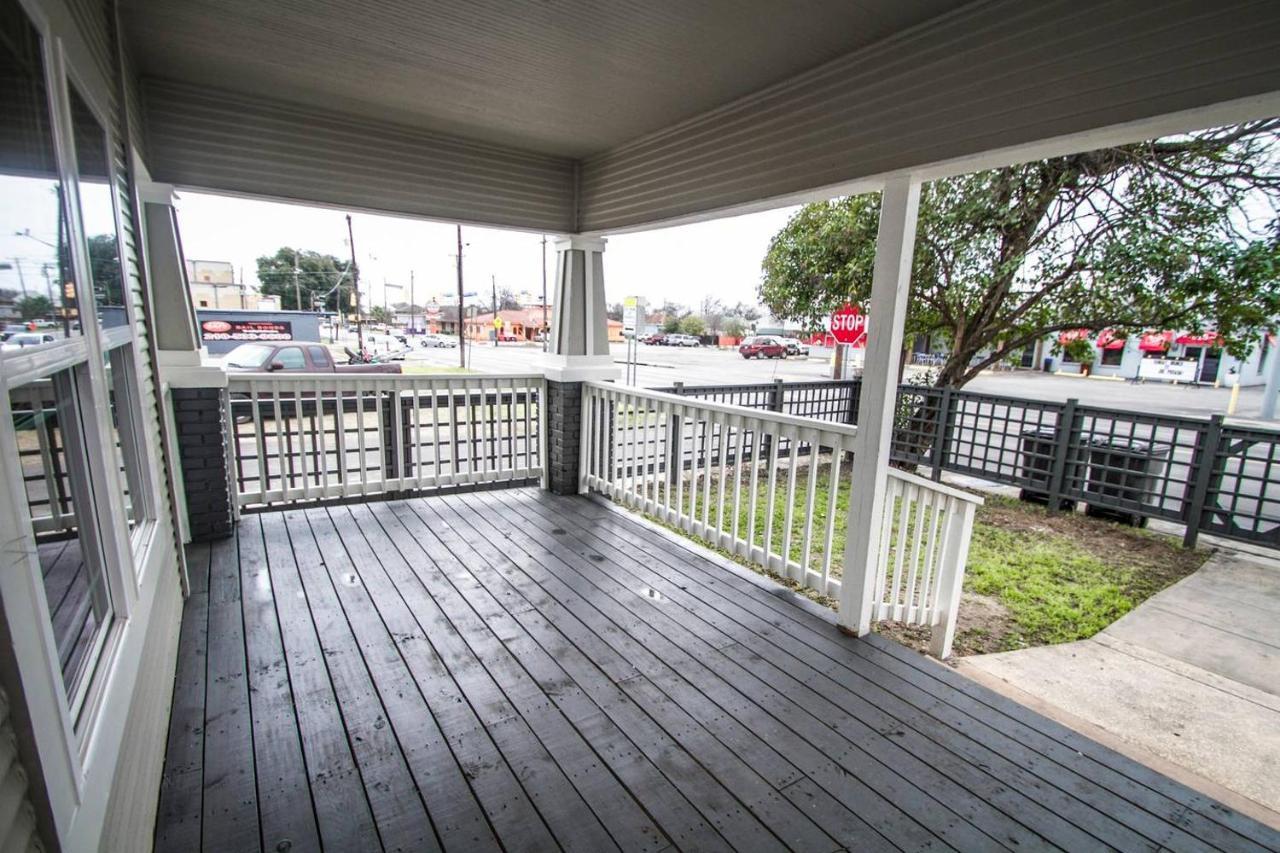 Appartamento Hackberry St #A Renovated 2Br/2Ba Near Downtown San Antonio Esterno foto